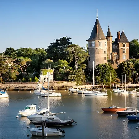 Le Phare - Po26 Pornic